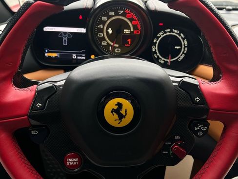 Used 2016 Ferrari California T image 16