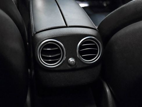 Used 2017 Mercedes-Benz C 300 Sedan image 29