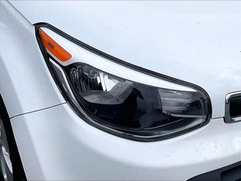 Used 2016 Kia Soul FWD image 30