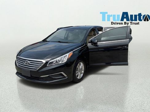 Used 2017 Hyundai Sonata SE FWD image 11