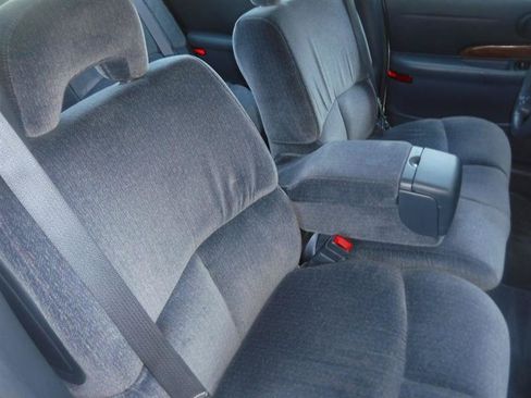 Used 2001 Buick Le Sabre Custom FWD image 10