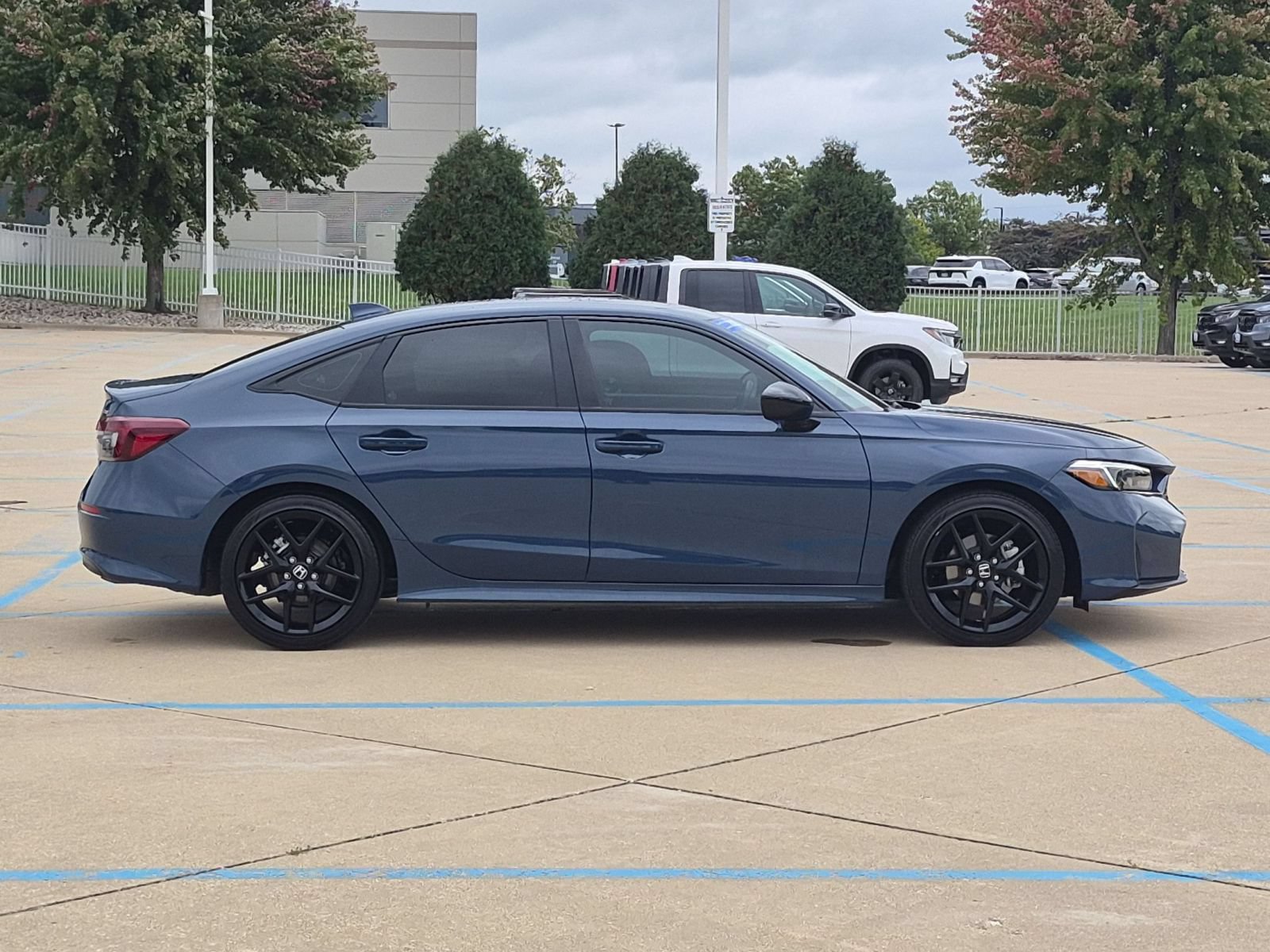 Certified 2025 Honda Civic Sport image 6