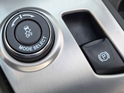 Used 2016 Chevrolet Corvette Z06 w/ Z07 Performance Package image 33