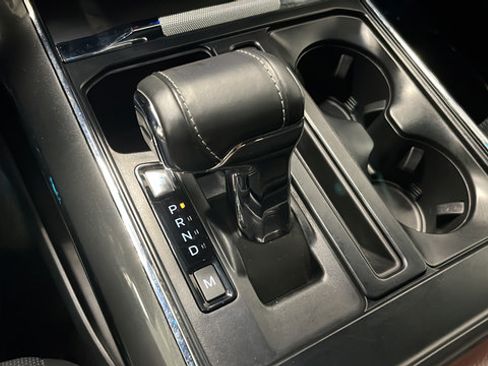 Used 2023 Ford F150 Lariat AWD/4WD image 19