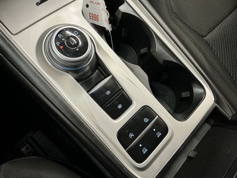 Used 2023 Ford Explorer XLT image 22