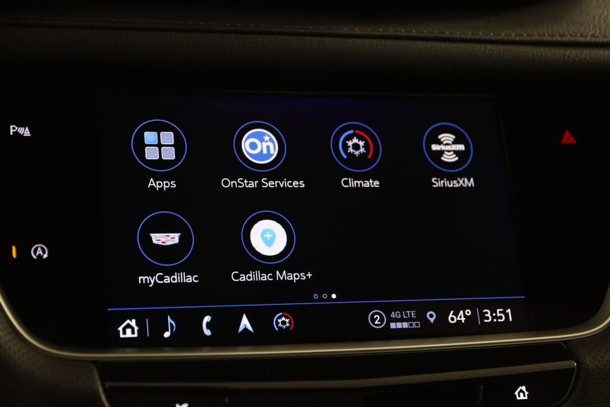 Used 2023 Cadillac XT5 Sportv w/ LPO, Floor Liner Package AWD/4WD image 35
