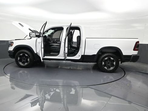Used 2020 RAM 1500 Rebel AWD/4WD image 33