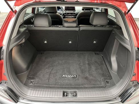Used 2023 Hyundai Kona Limited AWD/4WD image 30