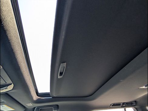 Used 2024 Lexus GX 550 w/ Cold Area Package image 21