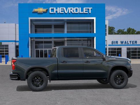 New 2026 Chevrolet Silverado 1500 ZR2 image 5