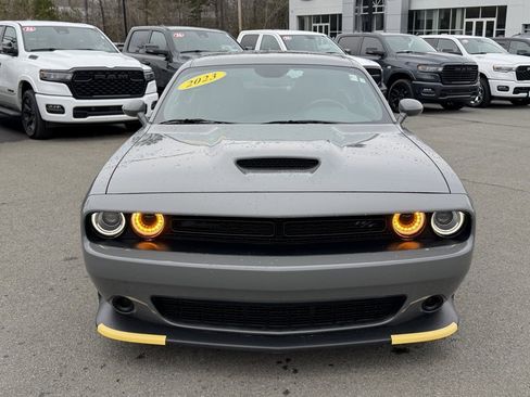 Used 2023 Dodge Challenger R/T w/ Blacktop Package image 10
