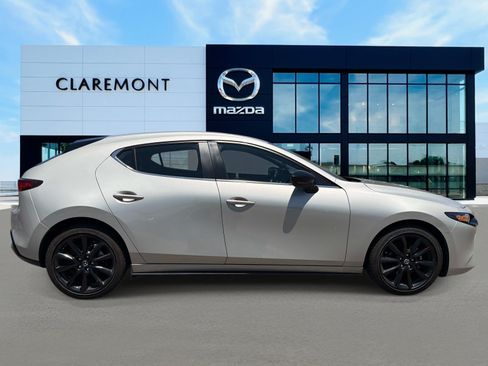 Used 2024 MAZDA MAZDA3 s FWD image 4