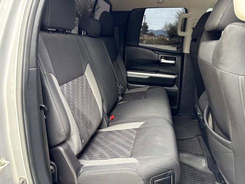 Used 2017 Toyota Tundra SR5 image 18