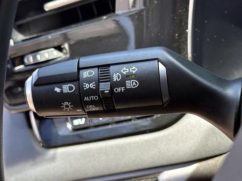 Used 2023 Lexus RX 350 Premium w/ Accessory Package AWD/4WD image 26