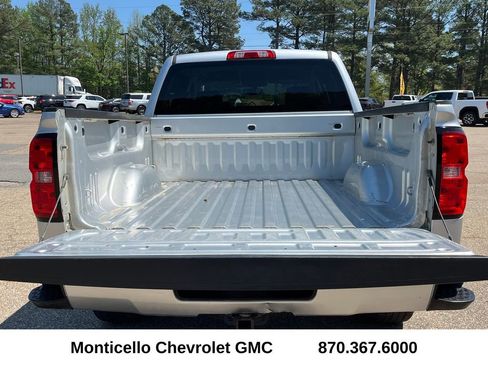 Used 2018 Chevrolet Silverado 1500 LT w/ All Star Edition image 27