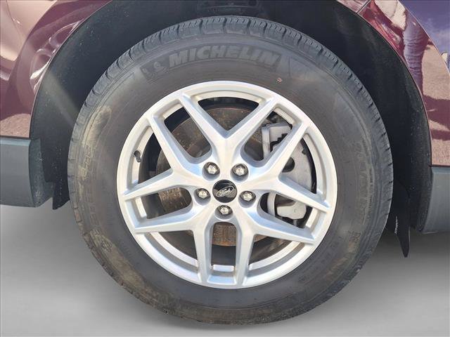 Used 2024 Ford Edge SEL w/ Convenience Package AWD/4WD image 4