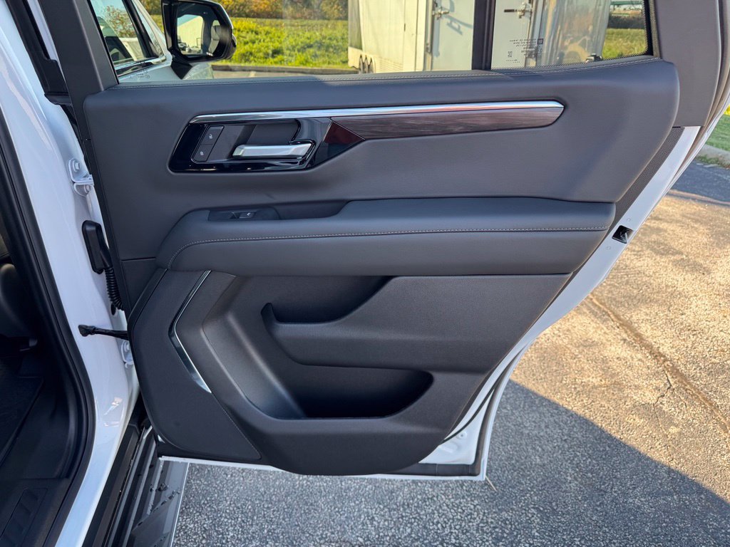 New 2026 Chevrolet Tahoe LS AWD/4WD image 24