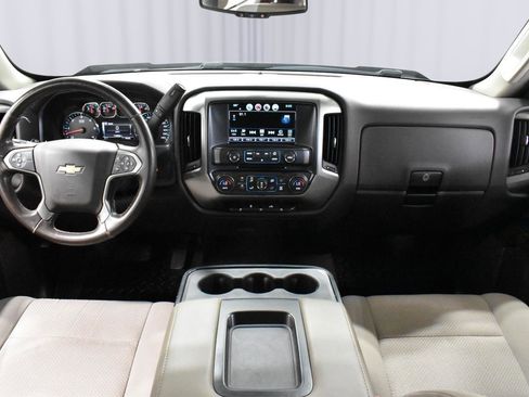 Used 2018 Chevrolet Silverado 1500 LT w/ All Star Edition image 6