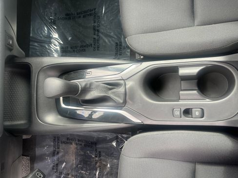 Certified 2025 Toyota Corolla LE FWD image 23
