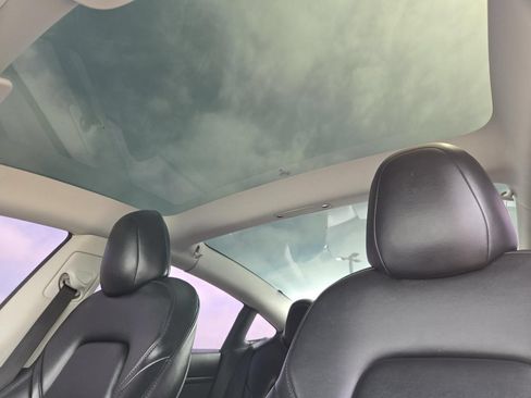 Used 2022 Tesla Model 3 RWD image 19