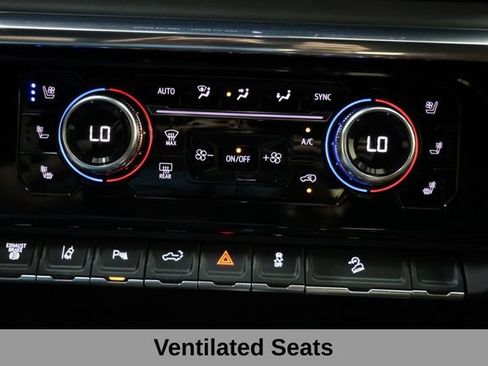 Used 2025 GMC Sierra 2500 Denali Ultimate AWD/4WD image 40