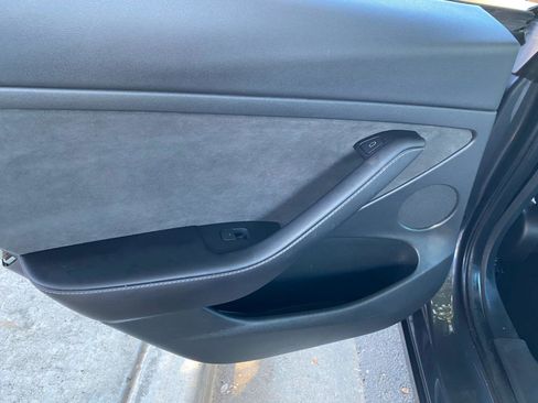 Used 2023 Tesla Model 3 Standard Range image 29