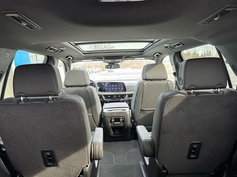 New 2026 Chevrolet Tahoe Premier w/ Sun And Tow Package AWD/4WD image 18