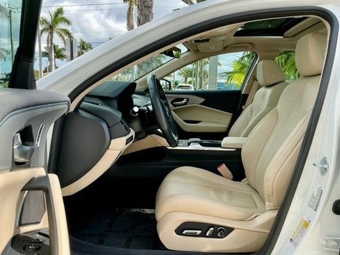 Certified 2022 Acura TLX w/ Technology Package image 8