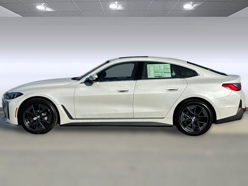 Used 2025 BMW i4 xDrive40i AWD/4WD image 2