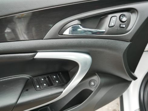 Used 2017 Buick Regal FWD image 19