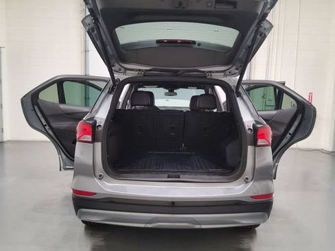 Used 2024 Chevrolet Equinox RS w/ LPO, Floor Liner Package AWD/4WD image 12