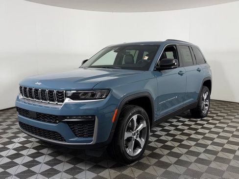 New 2026 Jeep Grand Cherokee Limited AWD/4WD image 3