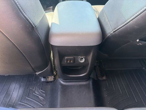 Used 2016 Chevrolet Colorado Z71 w/ LPO, Gearon Bar Package AWD/4WD image 19