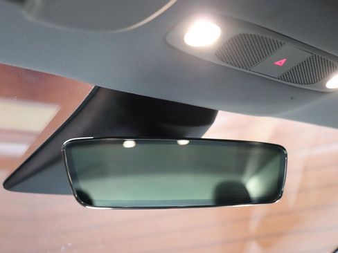 Used 2023 Tesla Model 3 Standard Range image 57