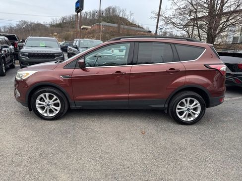 Used 2018 Ford Escape SEL image 6