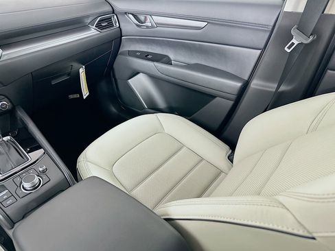 New 2025 MAZDA CX-5 AWD 2.5 S w/ Preferred Package image 30
