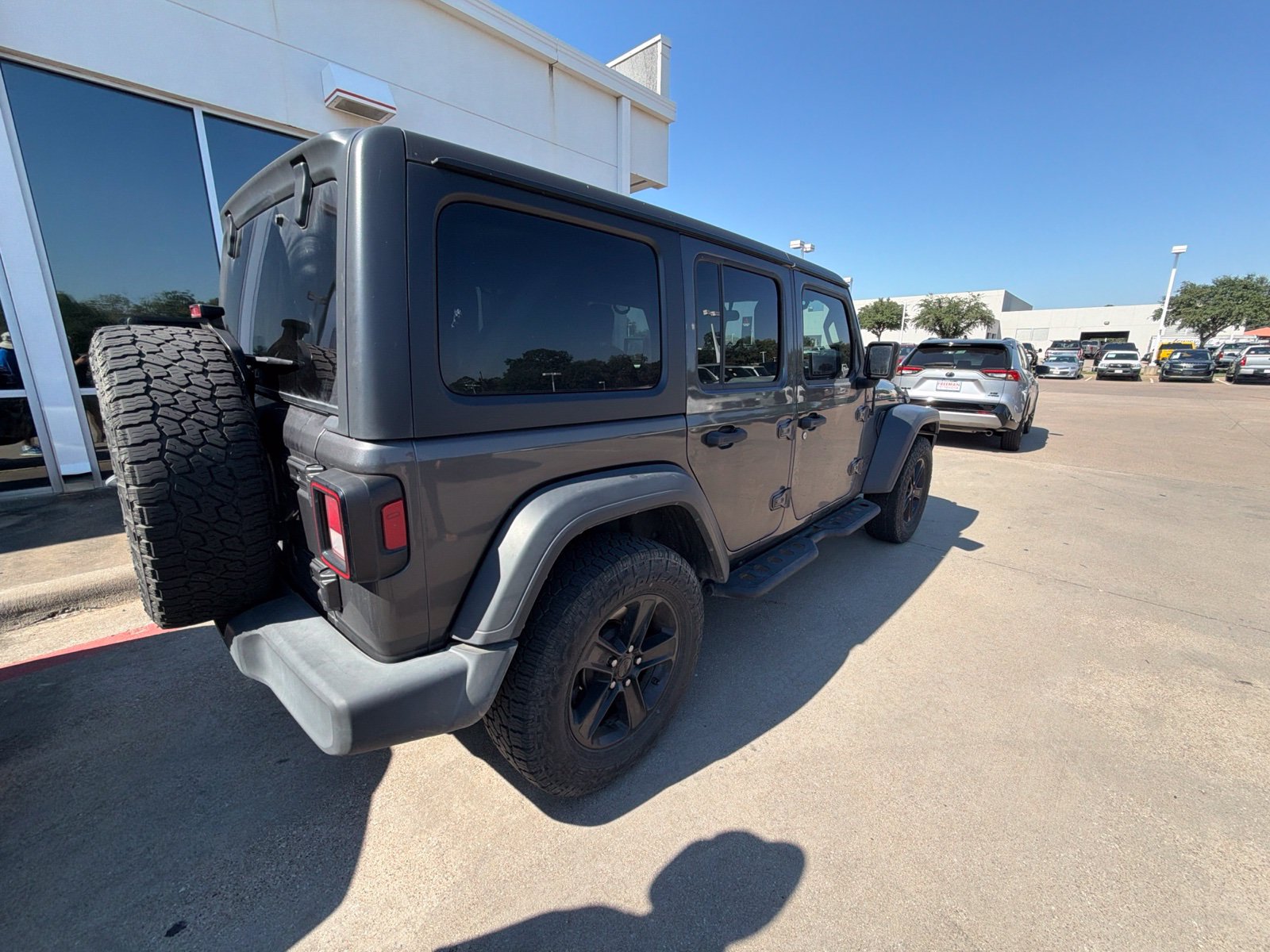 Used 2019 Jeep Wrangler Unlimited Sport AWD/4WD image 5