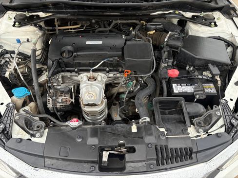 Used 2017 Honda Accord EX-L image 29