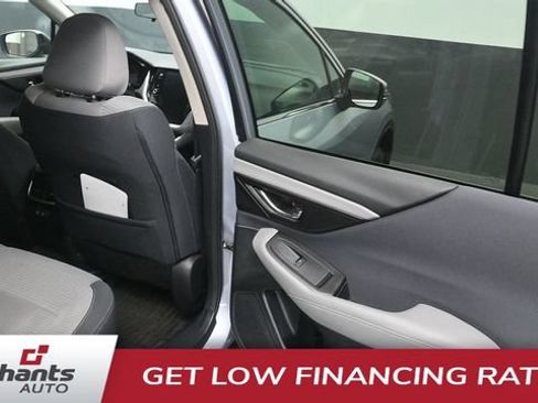 Used 2022 Subaru Outback Premium AWD/4WD image 10