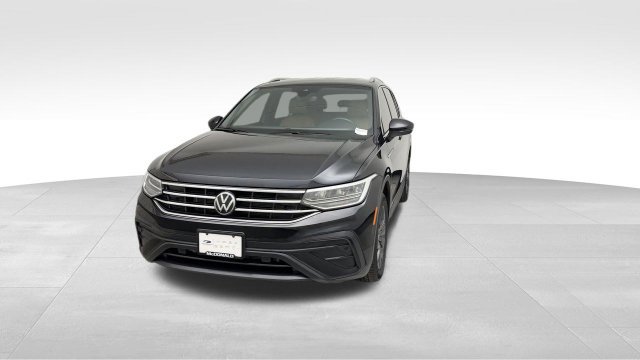 Used 2024 Volkswagen Tiguan SE AWD/4WD image 7
