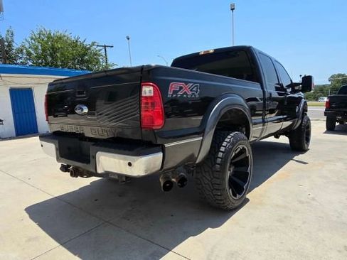 Used 2015 Ford F250 Lariat w/ Lariat Ultimate Package image 4