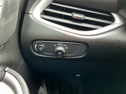 Used 2021 Chevrolet Malibu RS image 24