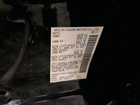 Used 2017 Nissan Titan PRO-4X AWD/4WD image 34