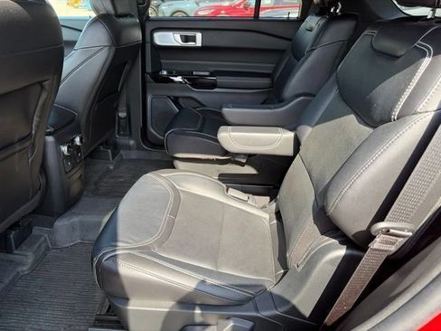 Used 2024 Ford Explorer ST w/ Equipment Group 401A AWD/4WD image 10