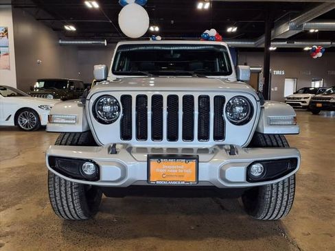 Certified 2023 Jeep Wrangler Unlimited Sahara AWD/4WD image 3