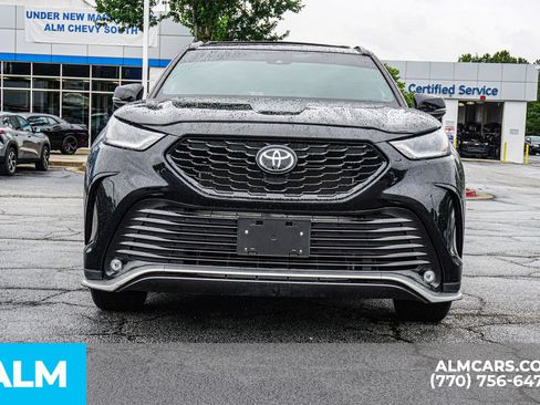 Used 2022 Toyota Highlander XSE AWD/4WD image 12