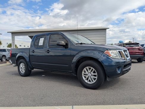 Used 2015 Nissan Frontier SV w/ SV Value Truck Package image 2