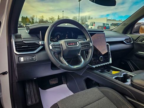 Certified 2025 GMC Acadia Elevation image 14