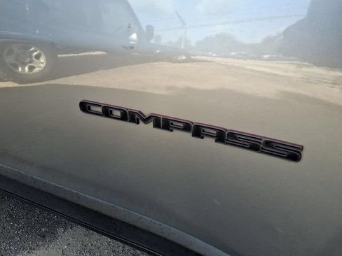 Used 2019 Jeep Compass Trailhawk AWD/4WD image 6