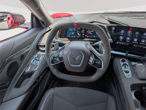 Used 2023 Chevrolet Corvette Stingray Premium Cpe w/ Z51 Performance Package RWD image 15